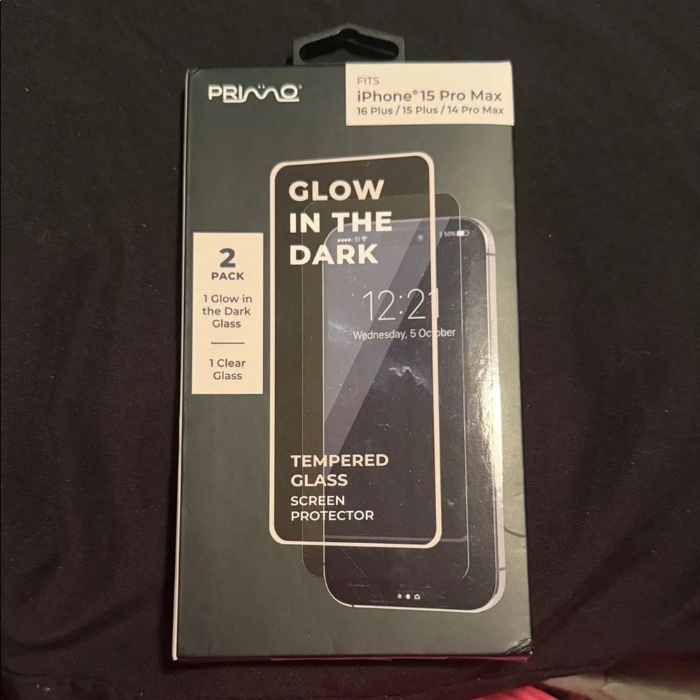Glow-in-the-Dark Tempered Glass Screen Protector for iPhone 15 Pro Max - Black